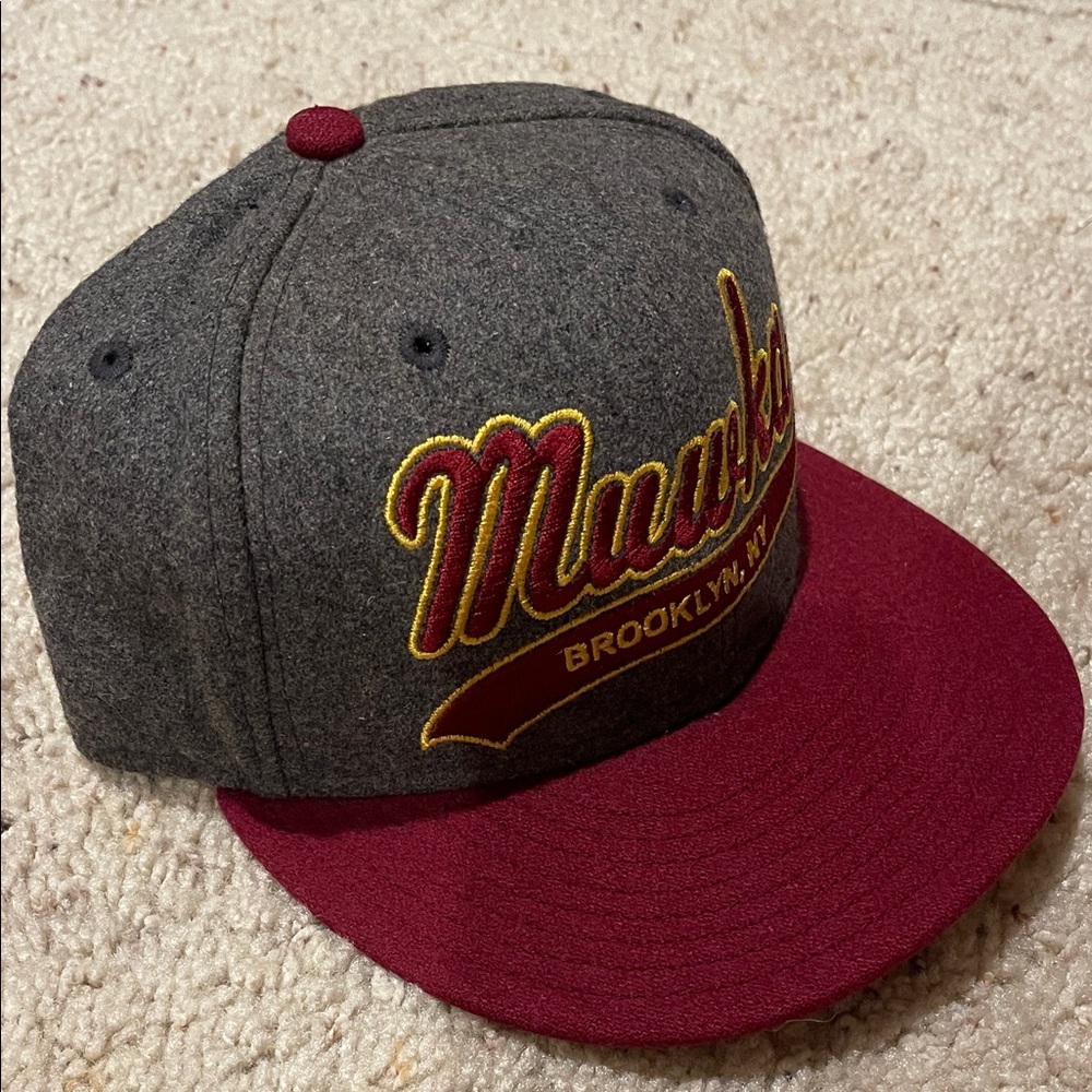 VINTAGE MNWKA X NEW ERA COLLAB BROOKLYN SNAPBACK